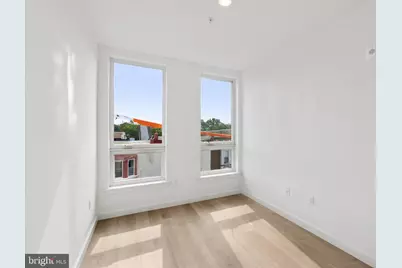 754 S 4th Street #301, Philadelphia, PA 19147 - Photo 9