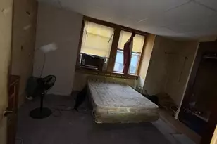 2045 E Victoria St, Philadelphia, PA 19134 - Photo 5