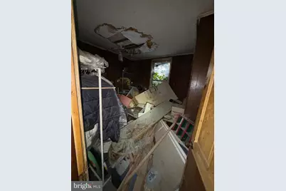 2045 E Victoria Street, Philadelphia, PA 19134 - Photo 1