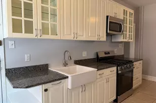 2519 Brown St, Philadelphia, PA 19130 - Photo 3