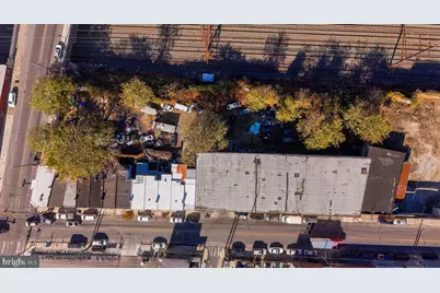 147 W Glenwood Avenue, Philadelphia, PA 19140 - Photo 7