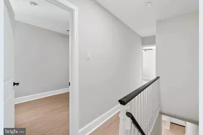 35 E Collom Street, Philadelphia, PA 19144 - Photo 11