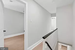 35 E Collom St, Philadelphia, PA 19144 - Photo 11