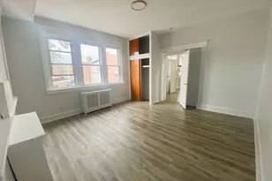 2013 S 5th St, Philadelphia, PA 19148 - Photo 9