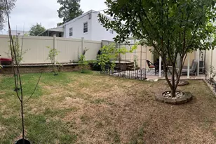 10665 Halstead St, Philadelphia, PA 19116 - Photo 17