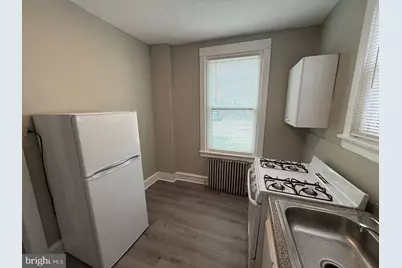 1945 W Hunting Park Avenue #4, Philadelphia, PA 19140 - Photo 15