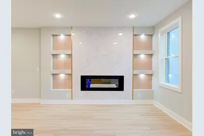 1933 N Leithgow Street, Philadelphia, PA 19122 - Photo 15