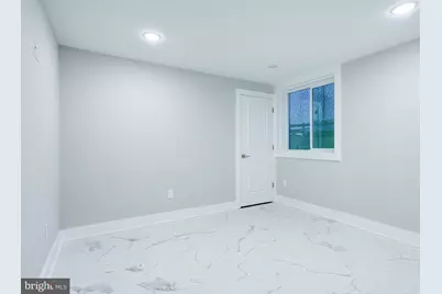 1933 N Leithgow Street, Philadelphia, PA 19122 - Photo 45