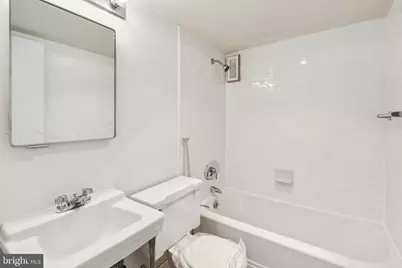 200 Locust Street #9CN, Philadelphia, PA 19106 - Photo 9