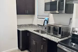 2728 N Sydenham St, Philadelphia, PA 19132 - Photo 3