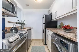 219 S 18th St, Philadelphia, PA 19103 - Photo 7