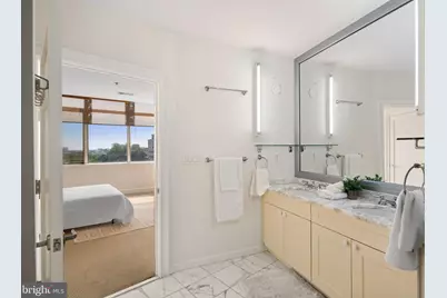 201 N 8th Street #603, Philadelphia, PA 19106 - Photo 21