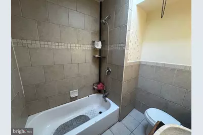 218 E Roosevelt Boulevard, Philadelphia, PA 19120 - Photo 17