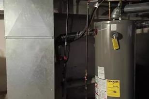 2549 S Fairhill St, Philadelphia, PA 19148 - Photo 11