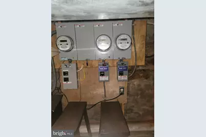 2111 W Susquehanna Avenue W, Philadelphia, PA 19121 - Photo 13