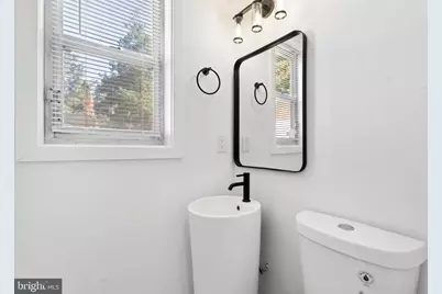 481 Conarroe Street, Philadelphia, PA 19128 - Photo 9