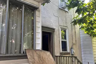 5821 Jackson St, Philadelphia, PA 19135 - Photo 9