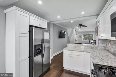 2638 E Dauphin Street, Philadelphia, PA 19125 - Photo 13