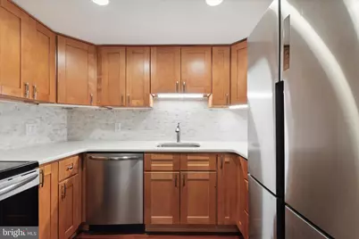 12 S Letitia Street #204, Philadelphia, PA 19106 - Photo 17