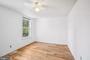 408 Monroe St, Philadelphia, PA 19147 - Photo 11