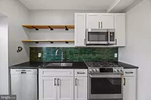 2026 N Lawrence St, Philadelphia, PA 19122 - Photo 13