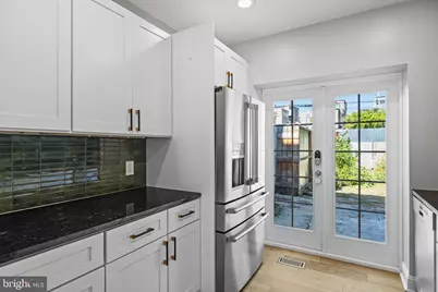 2026 N Lawrence Street, Philadelphia, PA 19122 - Photo 15