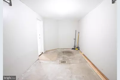 5910 Chew Avenue, Philadelphia, PA 19138 - Photo 29