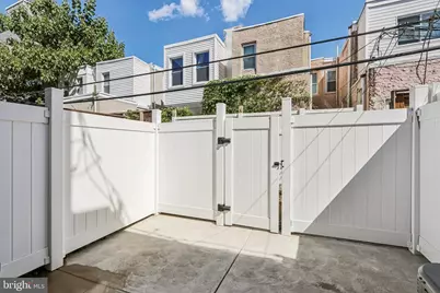 2117 Fernon Street, Philadelphia, PA 19145 - Photo 11