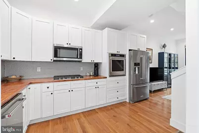 412 Sepviva Street, Philadelphia, PA 19125 - Photo 9