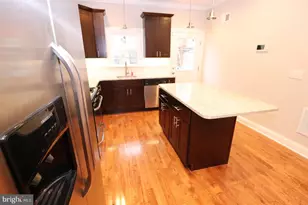 1541 S Woodstock St, Philadelphia, PA 19146 - Photo 7