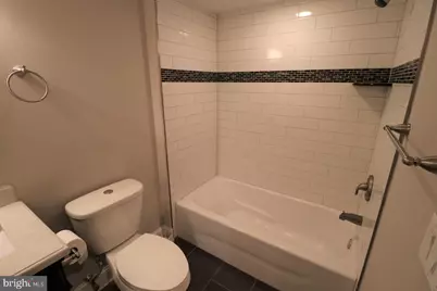 1541 S Woodstock Street, Philadelphia, PA 19146 - Photo 17