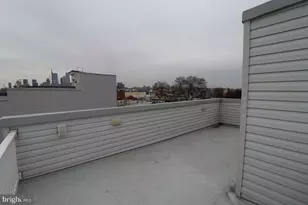 1541 S Woodstock St, Philadelphia, PA 19146 - Photo 29