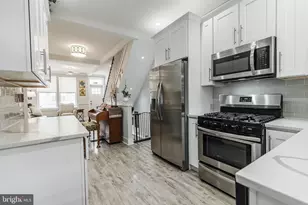 2504 S American St, Philadelphia, PA 19148 - Photo 9