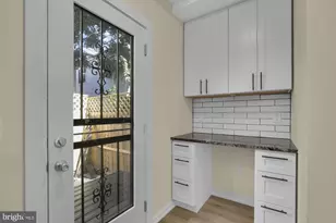 2670 Braddock St, Philadelphia, PA 19125 - Photo 11