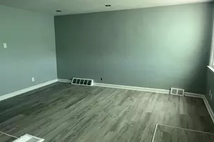 6526 Keystone St, Philadelphia, PA 19135 - Photo 3