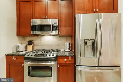 2049 Walnut Street #1R, Philadelphia, PA 19103 - Photo 11