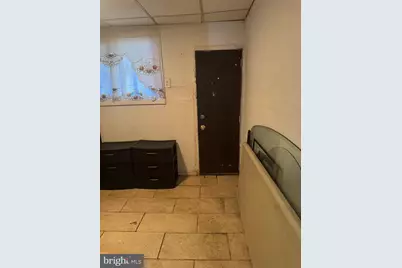 37 W Seymour Street, Philadelphia, PA 19144 - Photo 11