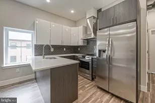 1072 N Front St, Philadelphia, PA 19123 - Photo 15