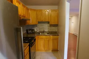 2033 S Bucknell St, Philadelphia, PA 19145 - Photo 5