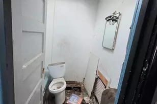 2007 W Cambria St, Philadelphia, PA 19132 - Photo 5