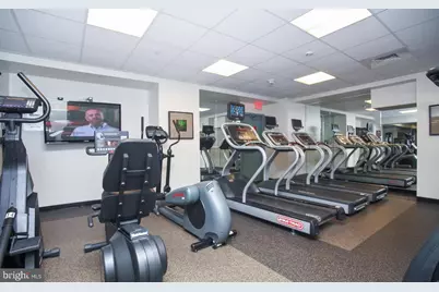 200 Locust Street #27F-N, Philadelphia, PA 19106 - Photo 35