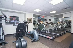 200 Locust St, Philadelphia, PA 19106 - Photo 35