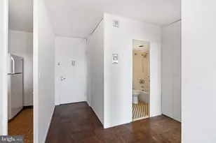 200 Locust St, Philadelphia, PA 19106 - Photo 11