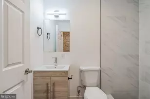 407 S 42nd St, Philadelphia, PA 19104 - Photo 15