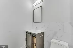 1243 W Westmoreland St, Philadelphia, PA 19140 - Photo 13