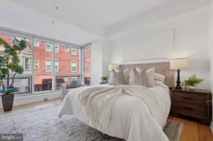 1034 Spruce St, Philadelphia, PA 19107 - Photo 11