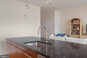 2101 Market St, Philadelphia, PA 19103 - Photo 15