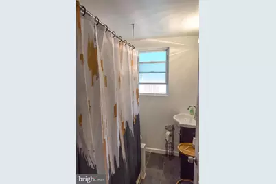 1152 E Sharpnack Street, Philadelphia, PA 19150 - Photo 9