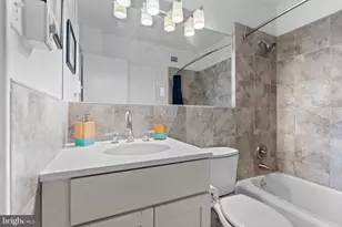 2601 Pennsylvania Ave, Philadelphia, PA 19130 - Photo 17