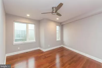 225 W Girard Avenue, Philadelphia, PA 19123 - Photo 9